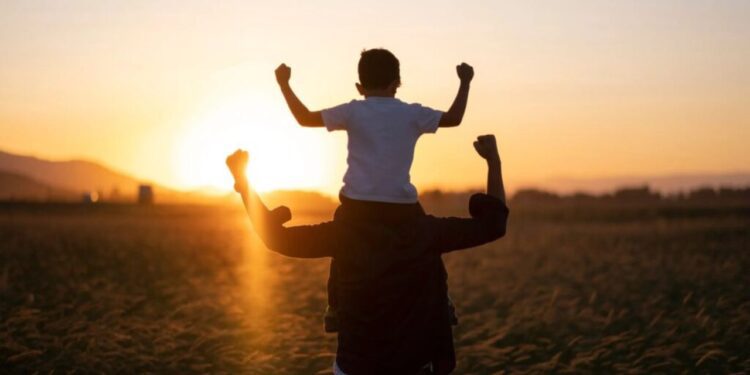 Profeco destaca programas sociales para padres de familia