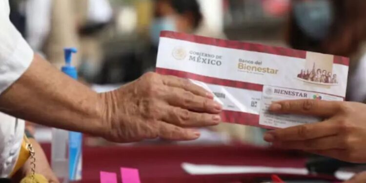 Pagos de las Pensiones para el Bienestar en julio 2025: Calendario y montos de depósito
