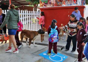 Foto: Archivo El Imparcial // Este lunes, retornaron a clases en más de 11 mil escuelas de educación básica.