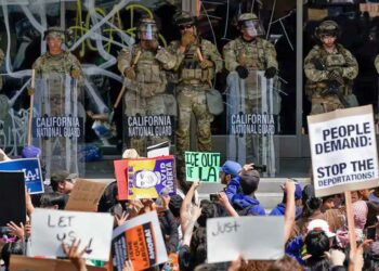 Foto: internet // Las protestas contra las redadas migratorias que comenzaron en Los Ángeles se han extendido en al menos otras diez ciudades de Estados Unidos.