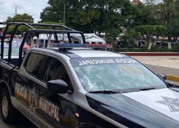 Sólo daños materiales dejaron el accidente.