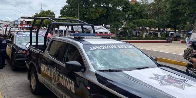 Sólo daños materiales dejaron el accidente.