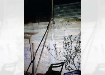 Un joven de 20 años decidió atentar contra su vida; su hermana lo encontró.