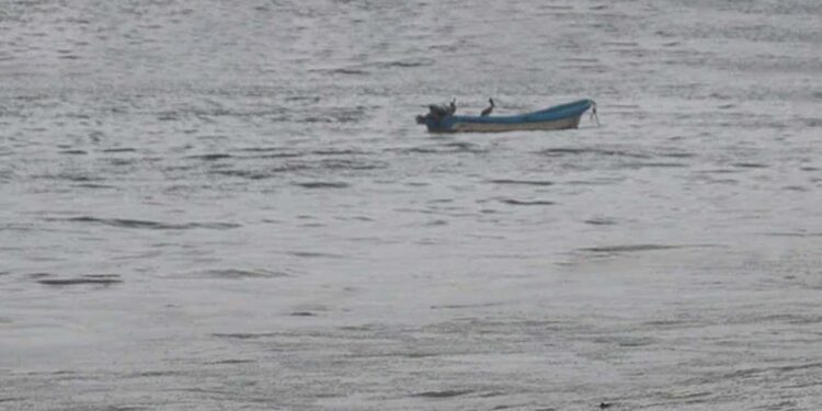 Foto: ilustrativa // Se localizó con vida a los pescadores Rubícel Hernández y Sergio Santiago,