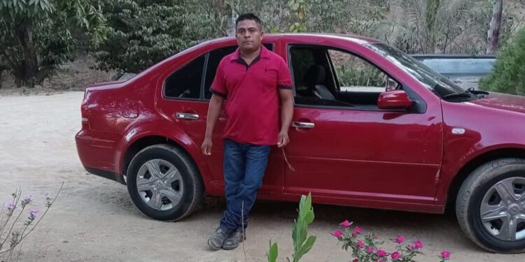 ¡Violencia en la Costa de Oaxaca! Ejecutan a mecánico en carretera federal de Jamiltepec