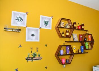 Veterinaria UABJO inaugura Tienda NUU YUKU, de productos alimentarios