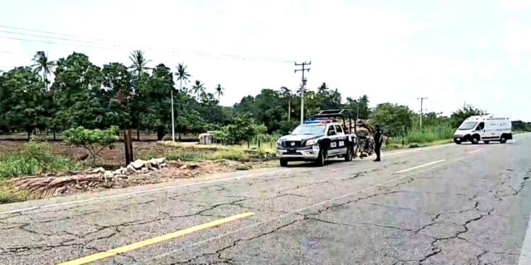 ¡Macheteado! Violencia matutina en sobre vía Tehuantepec-Juchitán