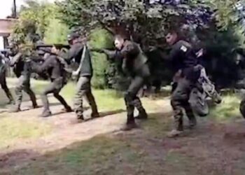 “¡No me dejen solo!” Alcalde de Uruapan exhibe video de campo de entrenamiento narco y desafía a autoridades federales