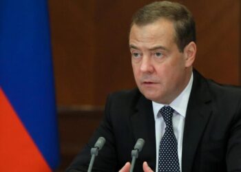 ¡La sombra nuclear se alarga! Rusia advierte que Irán podría recibir armas atómicas tras ataques de EE.UU.