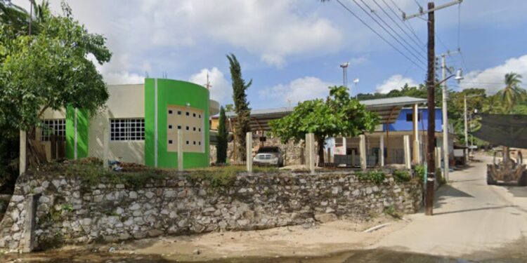 ¿Qué lo llevó a tomar esa decisión? Se arranca la existencia adulto mayor en su vivienda en la Costa