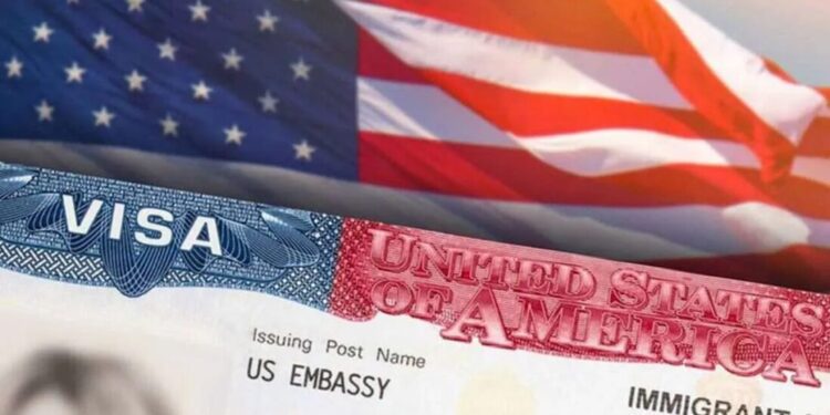 Es enserio, ahora EU restringe visas a familiares de narcos