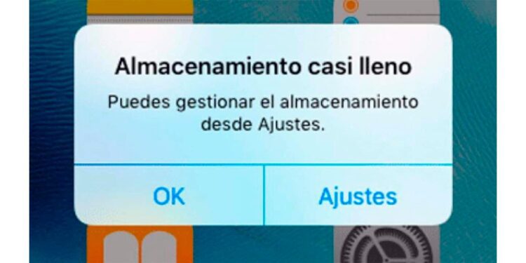 ¿Qué hacer si tu WhatsApp ya no abre por falta de espacio?