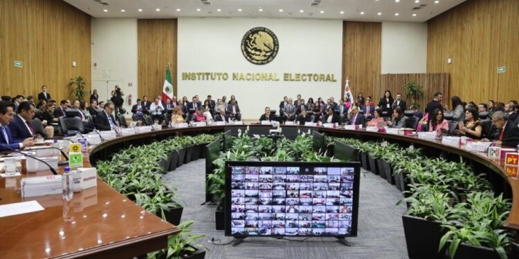 Calambre a partidos: el INE va verificar afiliados; PAN, en riesgo
