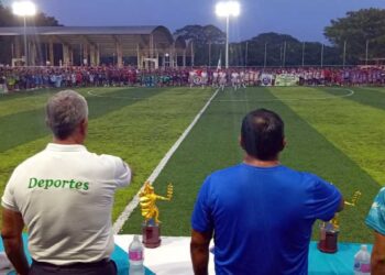 Fotos: Leobardo García Reyes // Este fin de semana se desarrolla la Copa Huatulco, con 170 equipos.