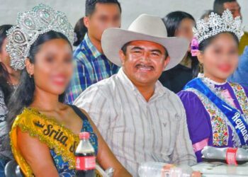 Foto: cortesía // El presidente municipal de San Pedro Mixtepec, Miguel Ángel Olvera, protagonista de fiestas y eventos, enfrenta protestas por Punta Colorada.