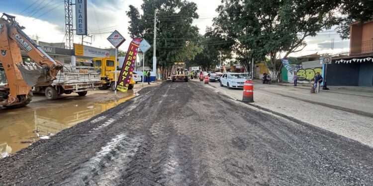 Fotos: Ayuntamiento de Oaxaca de Juárez // Esta semana se emprendió un programa de atención emergente a los baches.
