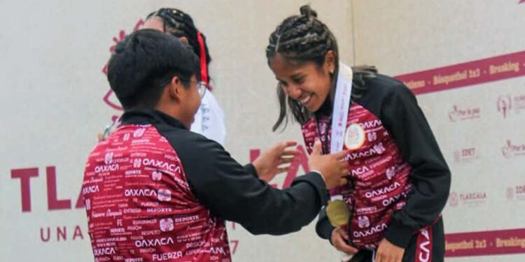 Atleta huajuapeña logra oro en Olimpiada Nacional 2025