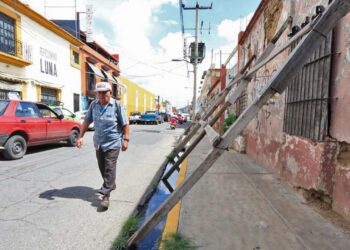 Fotos: Adrián Gaytán // Inmueble en mal estado en la calle Victoria.