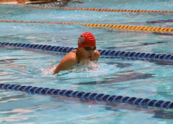 Sahara Monroy García tuvo destacada actuación en el Campeonato Nacional de Curso Largo de Veracruz.