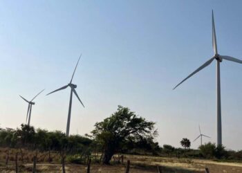 La eléctrica española expresa dudas sobre la seguridad jurídica en el país como motivo de su salida.