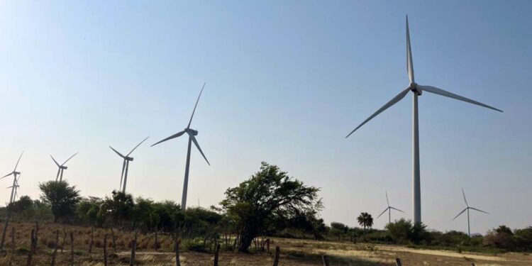 La eléctrica española expresa dudas sobre la seguridad jurídica en el país como motivo de su salida.