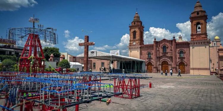 La finalidad es salvaguardar la integridad física de los asistentes durante la quema de castillos y toritos de luces.
