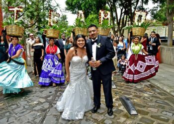 Fotos: Rubén Morales // Jessica y Luis se conocieron en Chicago y celebraron su unión acompañados de familiares, padrinos y amigos, para después disfrutar de una luna de miel en España.