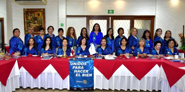Fotos: Rubén Morales // Las socias del Club Rotario Guelaguetza se reunieron en su primera asamblea del año.