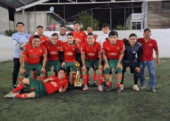 Ñeros es el campeón de categoría Libre de la Liga Galaxia.
