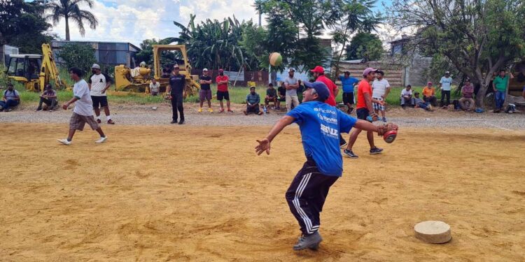 Oaxaca se prepara para el Torneo de Pelota Mixteca.