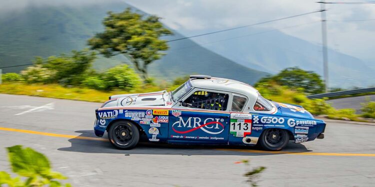 Fotos: Leobardo García Reyes // El Golden Tiger dice presente en La Carrera Panamericana.