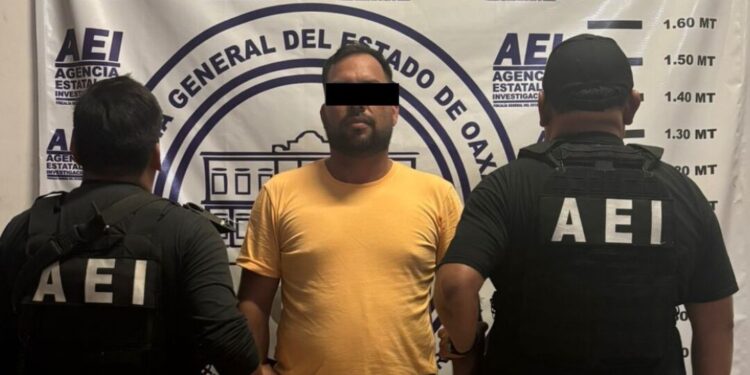 ¡Depredador institucional! Director de Programas Bienestar arrestado tras presunto abuso sexual sistemático