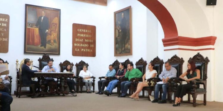 Fotos: Adrián Gaytán // El regidor Martín Vázquez consideró que en este nuevo documento no se consideró la participación ciudadana.