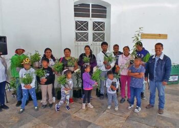 Foto: Gobierno Municipal de Asunción Nochixtlán 2025-2027 // “Con pequeñas acciones, seguimos construyendo un futuro más verde y solidario”, dijo la autoridad local.