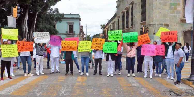 Señalan que en unidades no hay medicamentos ni personal suficiente.