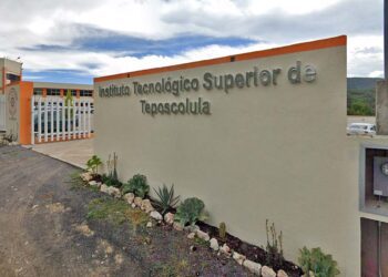 Misael Cruz Bautista, director de esta casa de estudios, señaló que el apoyo de los padres es fundamental en esta tarea por la educación superior.