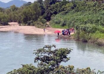 Rescatan cuerpo de joven desaparecido en el río Valle Nacional de San Juan Bautista Tuxtepec