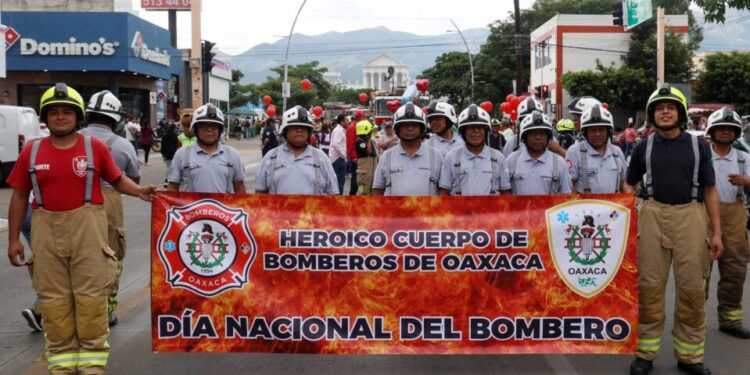 ¡Ojo! piden dinero con engaños a nombre de bomberos y Protección Civil