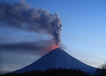 De terremoto 8.8 a erupción de Klyuchevskoy: Kamchatka vive el caos sísmico que sacude al Pacífico