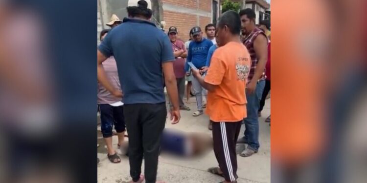 ¡Imprudencia Mortal! Arrolla y mata a peatón con motoneta en Juchitán, luego huye del lugar