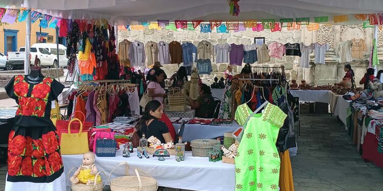 Fotos: Lisbeth Mejía Reyes // Algunos artesanos consideran que han repuntado sus ventas, pero no como esperaban.