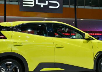 BYD frena su plan de fábrica en México por tensiones geopolíticas y aranceles