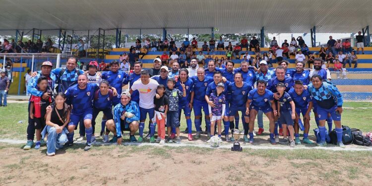 Fotos: Leobardo García Reyes // Deportivo El Retiro, campeón de Liga Premier.