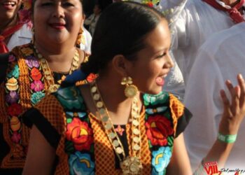 Realiza Sessión 22 Octava de la Guelaguetza magisterial en Nochixtlán