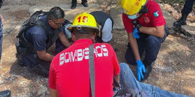 El joven presentaba dolor en cervical y pelvis.