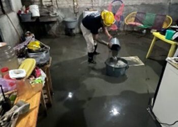 Elementos de Bomberos y Protección Civil apoyaron la emergencia.