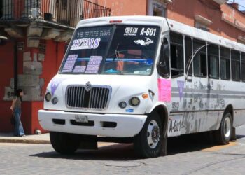 Foto: Adrián Gaytán // Empresarios del transporte urbano demandan diálogo en el proyecto del BinniBus.