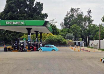 Foto: Archivo El Imparcial // En la Zona Metropolitana de Oaxaca (ZMO) la gran mayoría cumplen con el precio estándar de 24 pesos el litro de la gasolina regular.