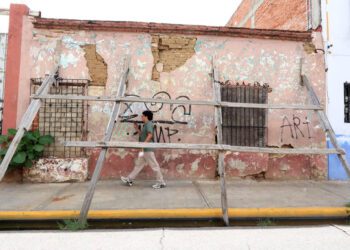 Foto: Adrián Gaytán // Se han registrado desprendimientos en inmuebles antiguos del Centro de la ciudad de Oaxaca.