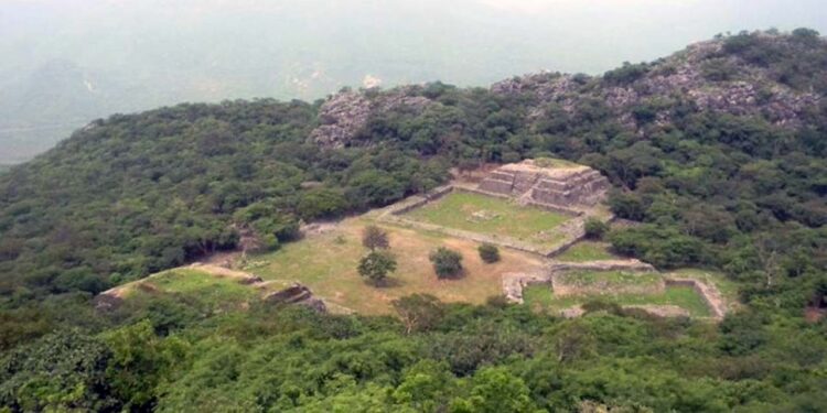 Guiengola era un sitio fortificado donde se resguardaban y defendían los zapotecas de los ataques de grupos hostiles.